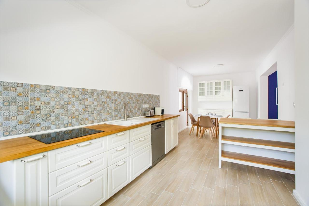 Rya Residence ออราแด ภายนอก รูปภาพ