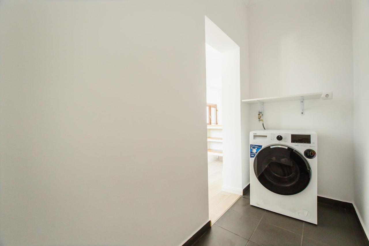 Rya Residence ออราแด ภายนอก รูปภาพ